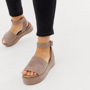 Platform Sandal